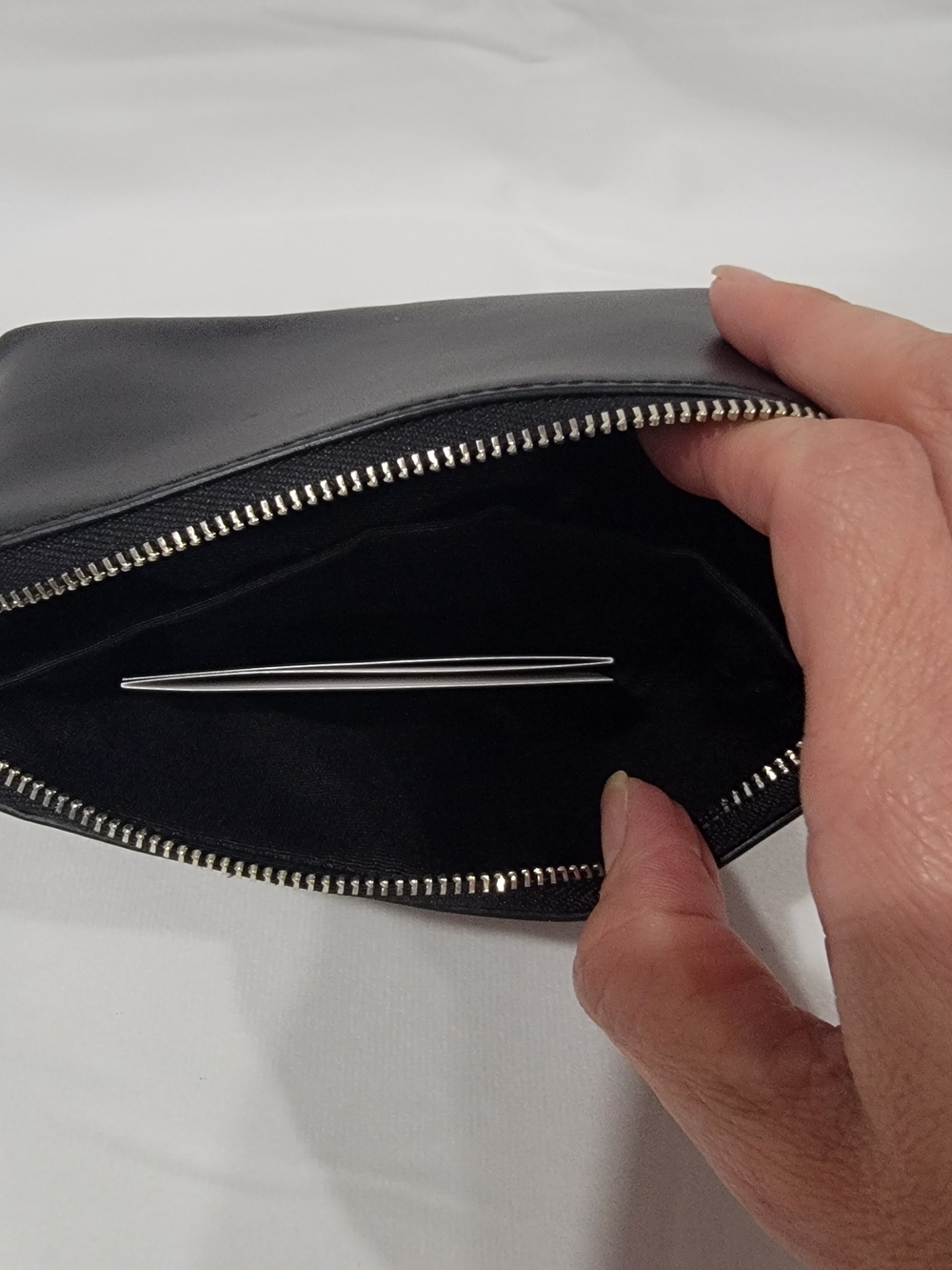 Coach Snoopy Cosmetic Case in Black F65208 - Picture 2 of 3